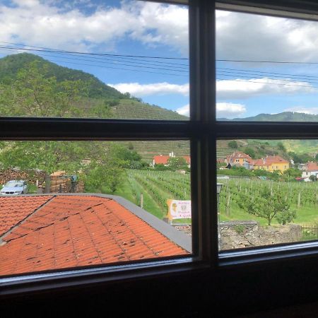 Apartment Zum Roten Tor Spitz an der Donau Buitenkant foto